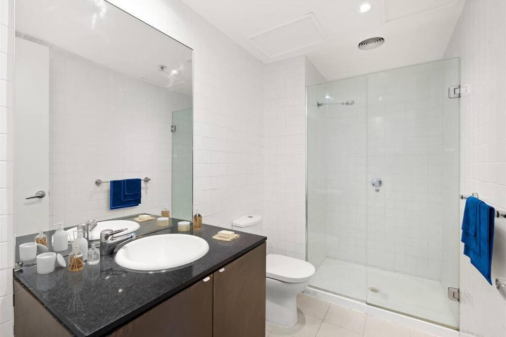 Collins Central 2-Bd Apartment With Pre-Reserve Parking Мелбърн Екстериор снимка